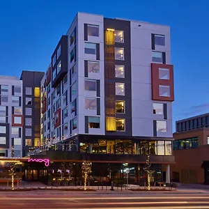 Moxy Cherry Creek *** DEN