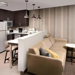Hotel By Marriott Airport/convention Center