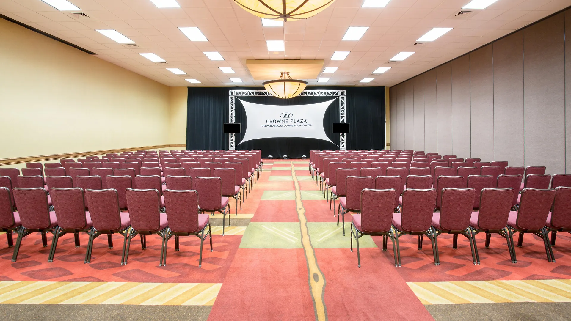 Crowne Plaza Denver International Airport, An Ihg Hotel 3*,  United States